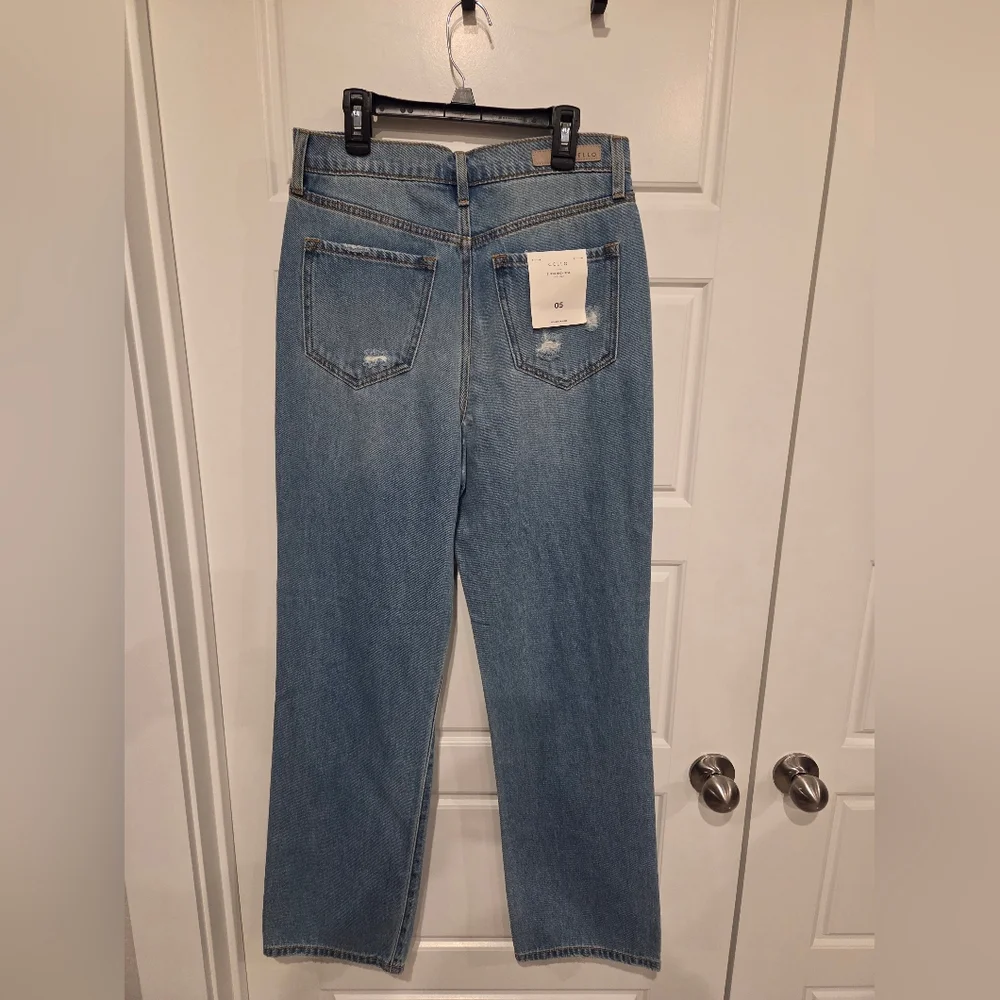 CELLO WOMEN'S SUPER HIGH DISTRESSED DADS JEANS SIZE 28 NWT